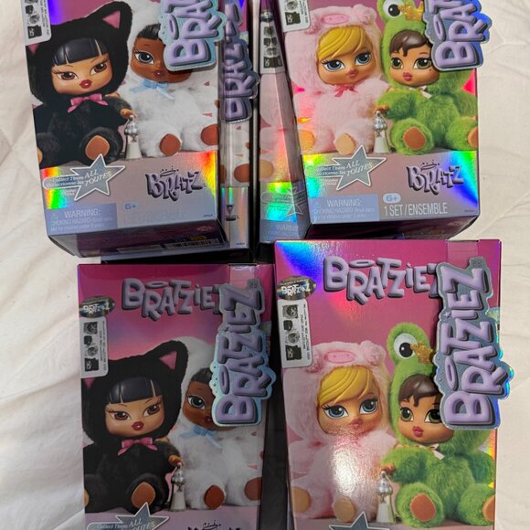 Bratz Bratziez Iconz Seriez Plush Keychain Blind Box - Picture 7 of 7